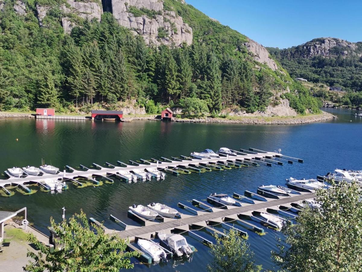Hausvikstranda Lyngdal Exteriör bild