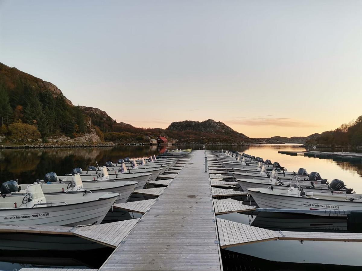 Hausvikstranda Lyngdal Exteriör bild