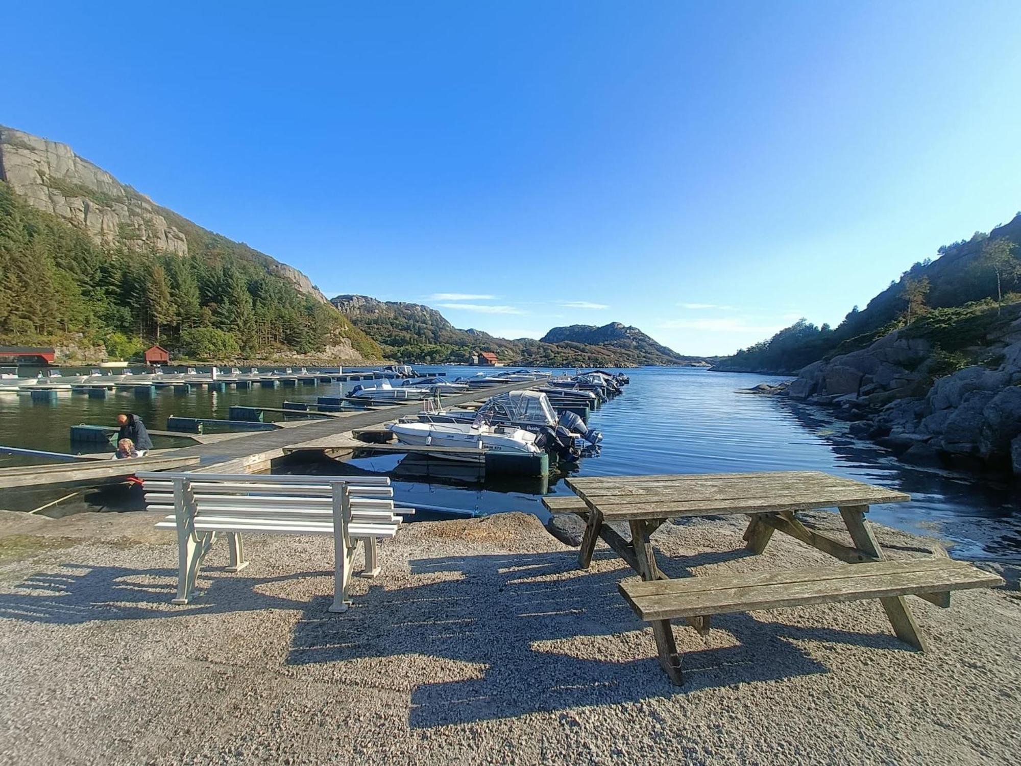 Hausvikstranda Lyngdal Exteriör bild
